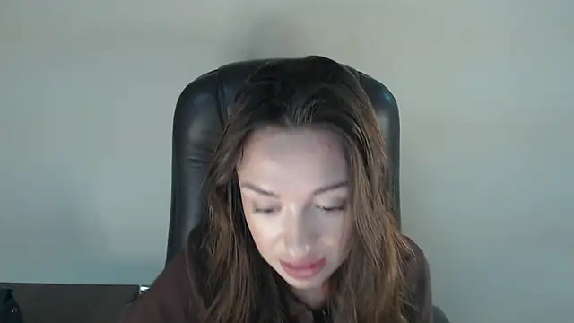 Snapshot of BonnieX_ chatting on 09-20-25, 06:36 BonnieX online show from 09-20-25, 06:36