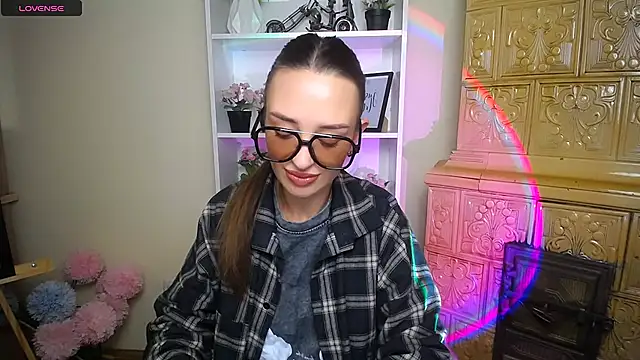 Snapshot of BonnieX_ chatting on 11-20-25, 09:31 BonnieX online show from 11-20-25, 09:31