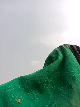 Radha hotx online show from 10-23-25, 09:41