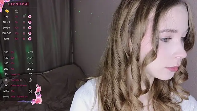 Snapshot of taddy_shy chatting on 11-16-25, 03:39 taddy shy online show from 11-16-25, 03:39