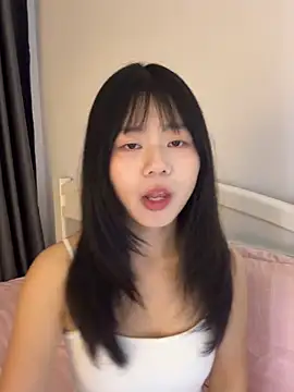 Ella-A9 online show from 10-17-25, 07:05