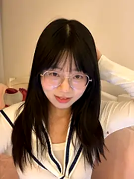 Ella-A9 online show from 11-26-25, 03:46