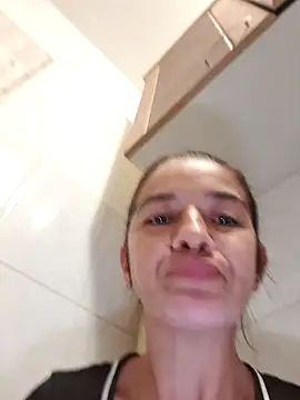 alinaalinutzq online show from 10-04-25, 07:56