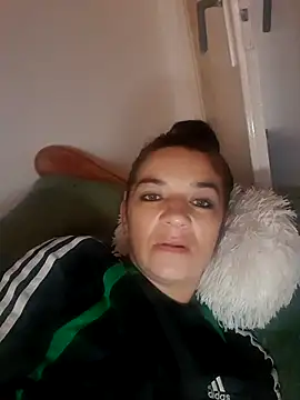 alinaalinutzq online show from 10-11-25, 02:37