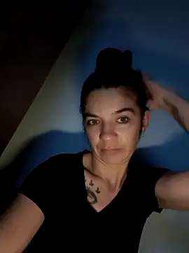 alinaalinutzq online show from 11-01-25, 06:43