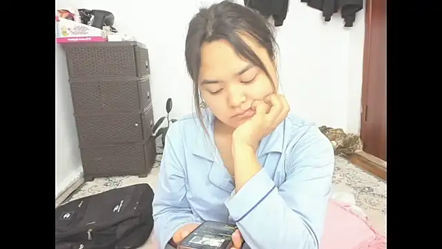 Snapshot of saika_blush chatting on 04-28-26, 06:29 saika blush online show from 04-28-26, 06:29