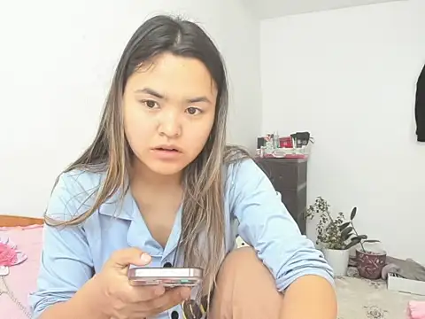 Snapshot of saika_blush chatting on 04-29-26, 06:06 saika blush online show from 04-29-26, 06:06