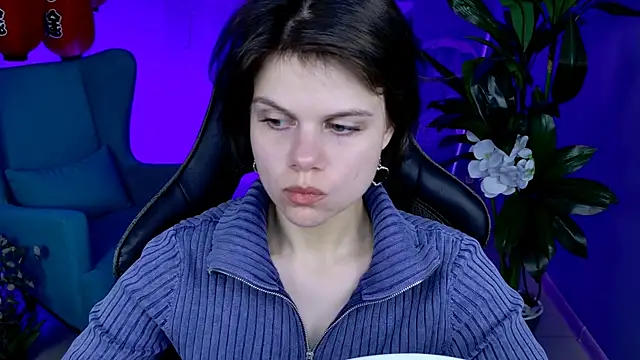 Snapshot of EllieMurler chatting on 09-17-25, 09:11 EllieMurler online show from 09-17-25, 09:11