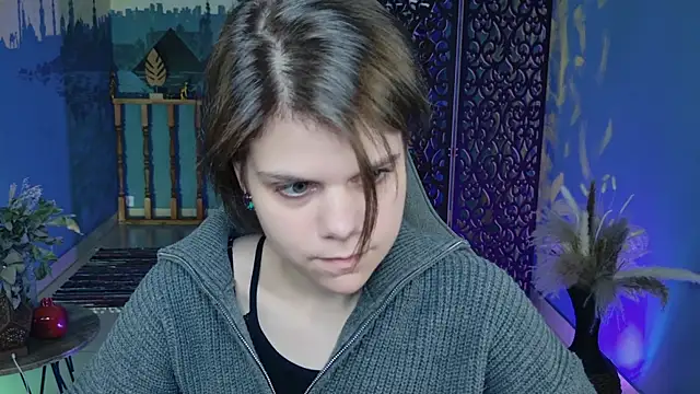 Snapshot of EllieMurler chatting on 10-05-25, 09:07 EllieMurler online show from 10-05-25, 09:07