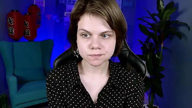 EllieMurler online show from 10-08-25, 09:07