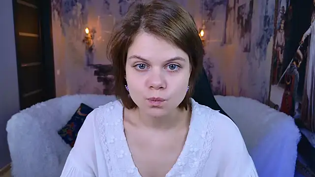 EllieMurler online show from 11-26-25, 09:10