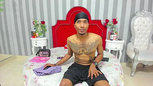 CaroyAndy online show from 01-07-26, 12:29