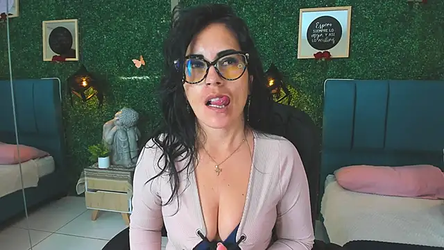 Linagh  online show from 11-08-25, 11:43