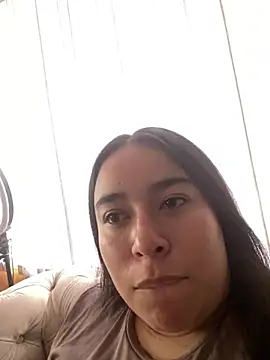 Zoey thompson online show from 04-14-26, 08:15