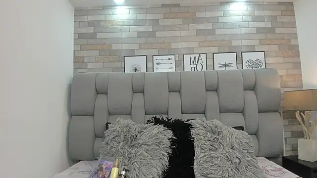 Snapshot of kathysmith19 chatting on 11-23-25, 03:06 kathysmith19 online show from 11-23-25, 03:06