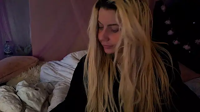 TiaDoll online show from 01-15-26, 03:27