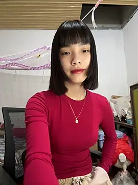 Snapshot of andymi1 chatting on 06-11-26, 02:44 andymi1 online show from 06-11-26, 02:44