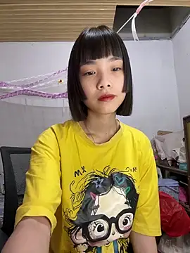 Snapshot of andymi1 chatting on 06-21-26, 01:19 andymi1 online show from 06-21-26, 01:19