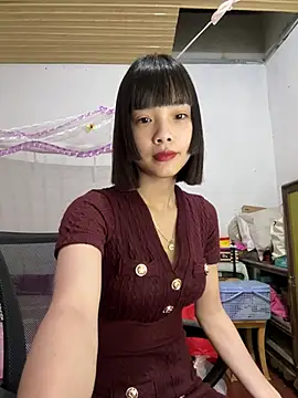 Snapshot of andymi1 chatting on 07-18-26, 02:16 andymi1 online show from 07-18-26, 02:16