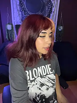 karinari online show from 11-16-25, 05:40