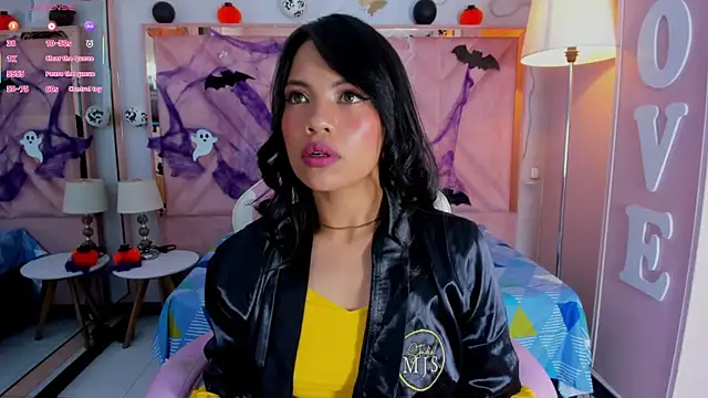 Snapshot of anyjones_ chatting on 10-30-25, 07:10 anyjones online show from 10-30-25, 07:10