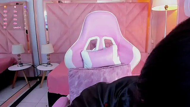 Snapshot of anyjones_ chatting on 11-06-25, 04:24 anyjones online show from 11-06-25, 04:24