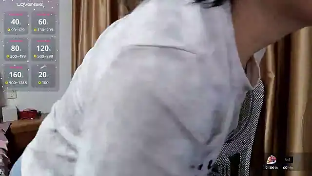 Haili-1 online show from 10-01-25, 02:34