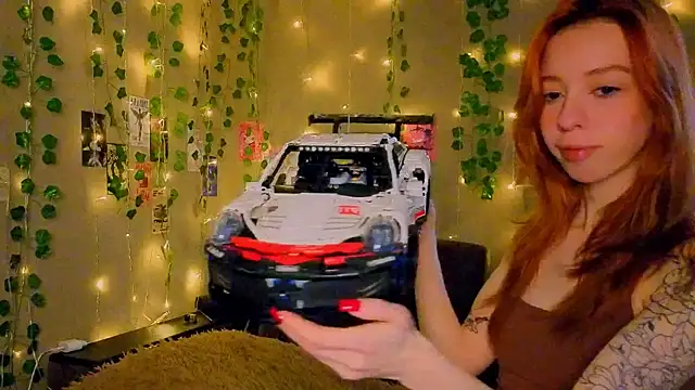 Lori Williams online show from 03-13-26, 03:24