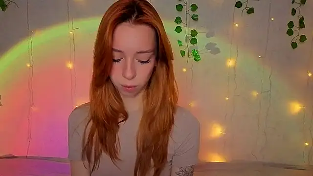 Lori Williams online show from 04-10-26, 03:34