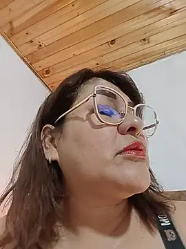 Snapshot of AlexxiaaMat chatting on 06-29-26, 01:00 AlexxiaaMat online show from 06-29-26, 01:00
