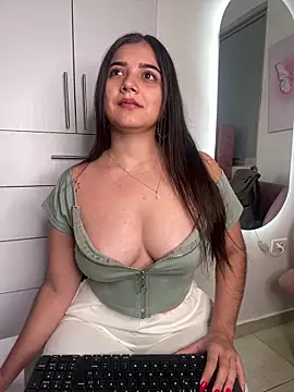 Snapshot of salomecute21 chatting on 02-19-26, 11:06 salomecute21 online show from 02-19-26, 11:06