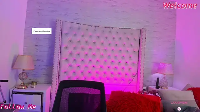 Pamelamiler   online show from 05-25-26, 12:00