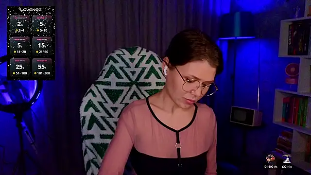 Snapshot of MyLittleGali chatting on 12-07-24, 04:14 MyLittleGali online show from 12-07-24, 04:14