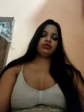 Maahhii 2 online show from 03-18-26, 07:28