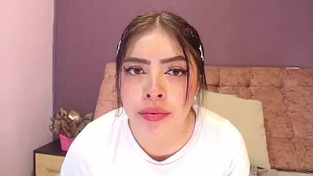 KateWelsin online show from 04-11-26, 07:40