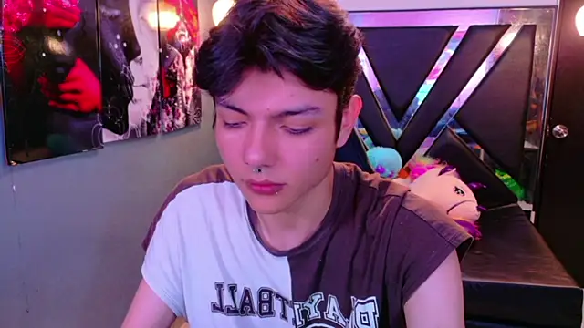 alandelrey57 online show from 01-11-26, 05:34