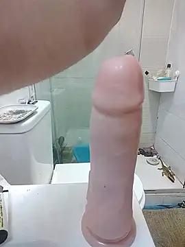 Snapshot of Dianocturno_13 chatting on 06-02-26, 02:41 Dianocturno 13 online show from 06-02-26, 02:41