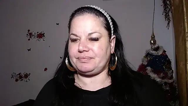 andreea2011 online show from 10-13-25, 06:35