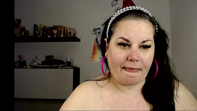 andreea2011 online show from 12-17-25, 07:20