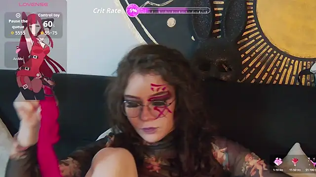 Snapshot of RavennMoonn chatting on 10-25-25, 08:36 RavennMoonn online show from 10-25-25, 08:36