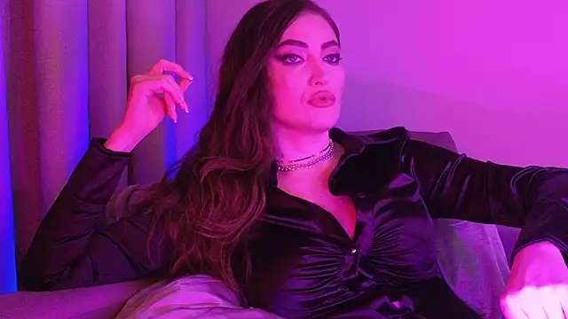 AliceJameson online show from 11-18-25, 09:08