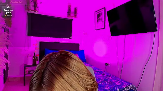 Snapshot of imgerver chatting on 02-21-26, 02:51 imgerver online show from 02-21-26, 02:51