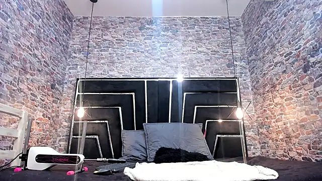 ALYANNA HOT  online show from 12-15-25, 12:09