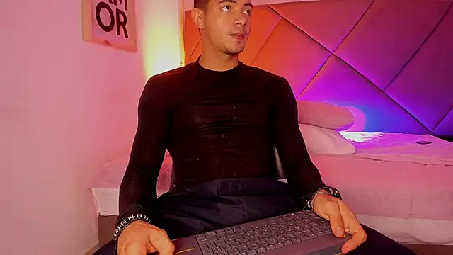 andrew colleman online show from 09-24-25, 04:05