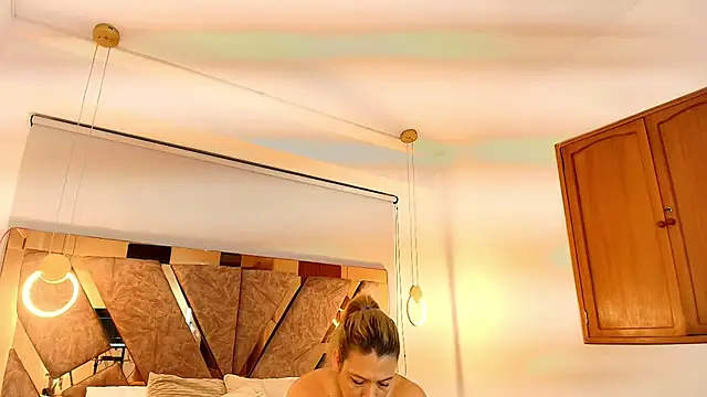 zarah andrew   online show from 11-20-25, 12:05