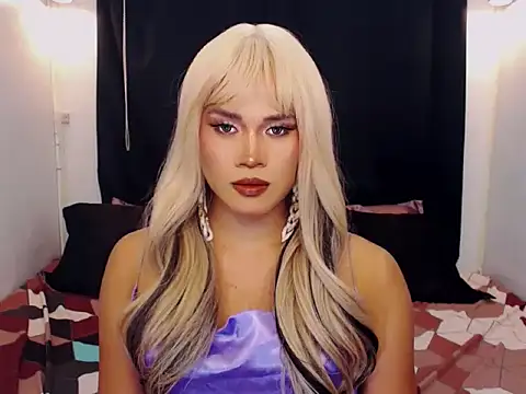 YllanaAltheaXxX online show from 02-20-26, 06:37