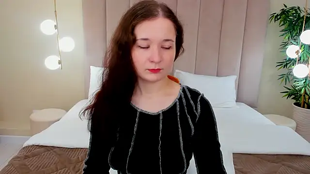 NancyJonson online show from 09-16-25, 03:29