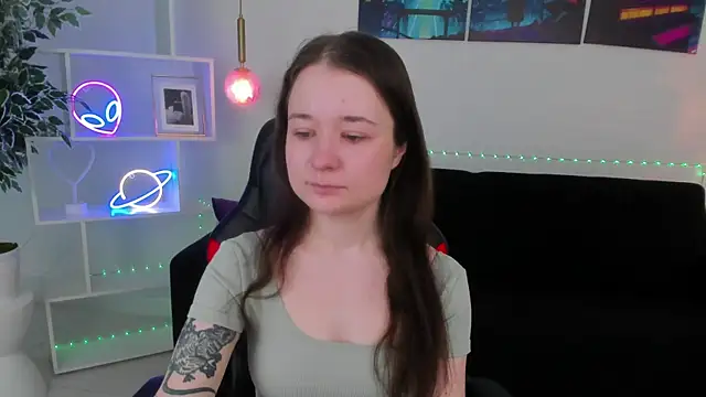 NancyJonson online show from 01-18-26, 03:21