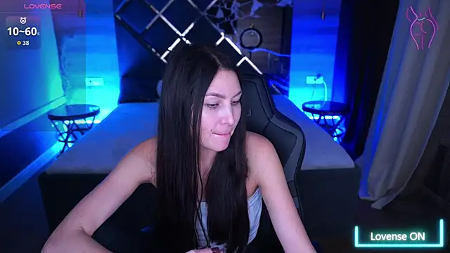 EliseVelour online show from 11-13-25, 03:55