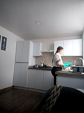 Fernandar2025 online show from 04-06-26, 05:58